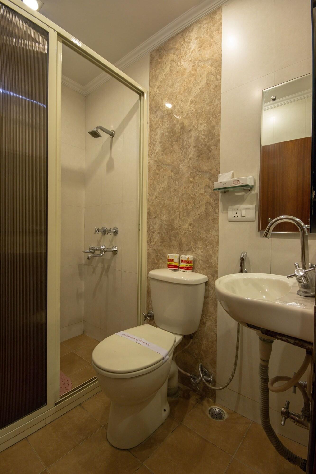 Hotel Aster Inn New Delhi 외부 사진