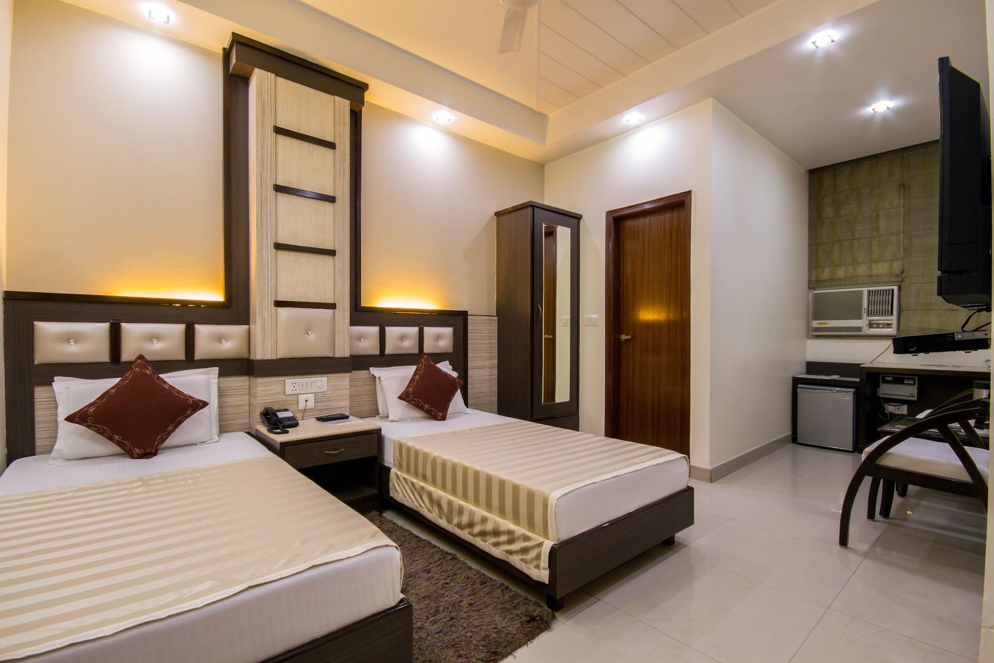 Hotel Aster Inn New Delhi 외부 사진