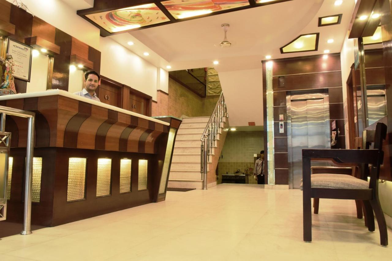 Hotel Aster Inn New Delhi 외부 사진