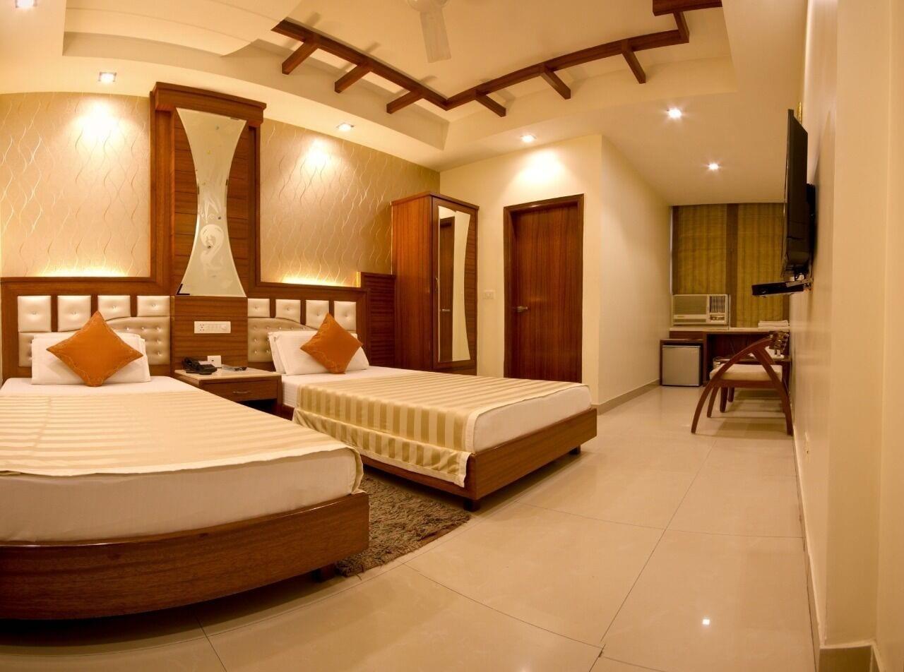 Hotel Aster Inn New Delhi 외부 사진