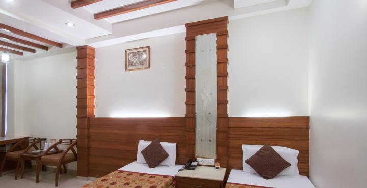 Hotel Aster Inn New Delhi 외부 사진